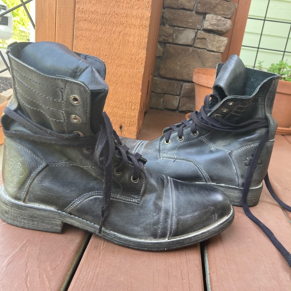 Authentic leather boots from buckle. Barely worn.